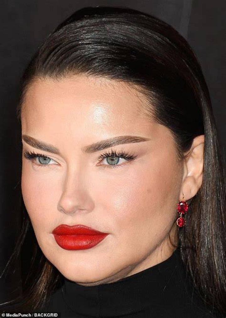 Adriana Lima Top Falling: The Glamorous Fall That Made Waves