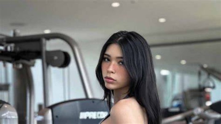Aishah Sofey: Fitness, Lifestyle & Entrepreneur - Get the Scoop!