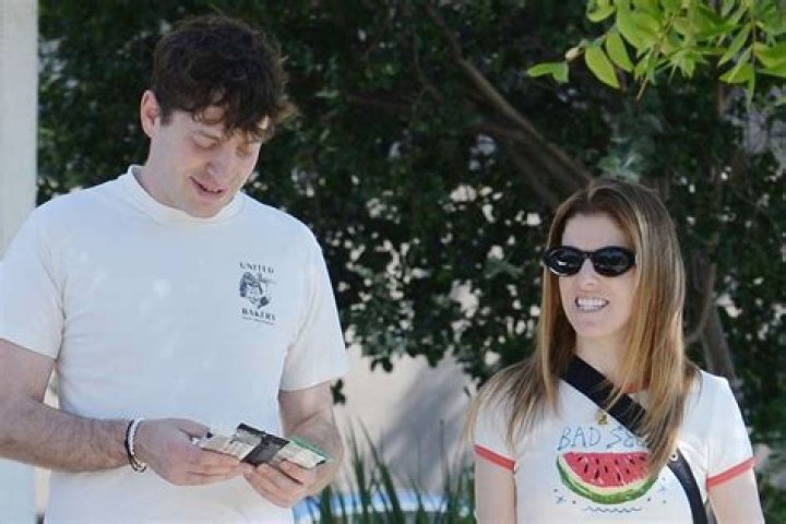 Alex Edelman's Daughter: Family Life & Parenting Journey - Unveiled