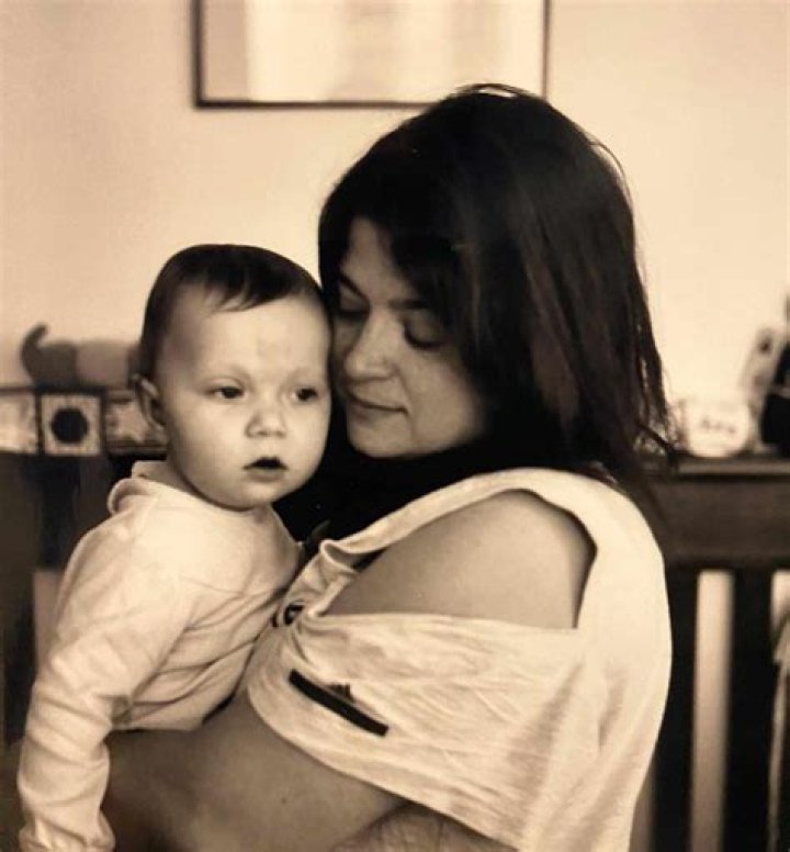 Alex Guarnaschelli & Daughter Ava: Inspiring News & Family Life