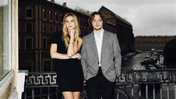 Artemi Panarin's Wife Alisa Znarok: Relationship & Life Insights