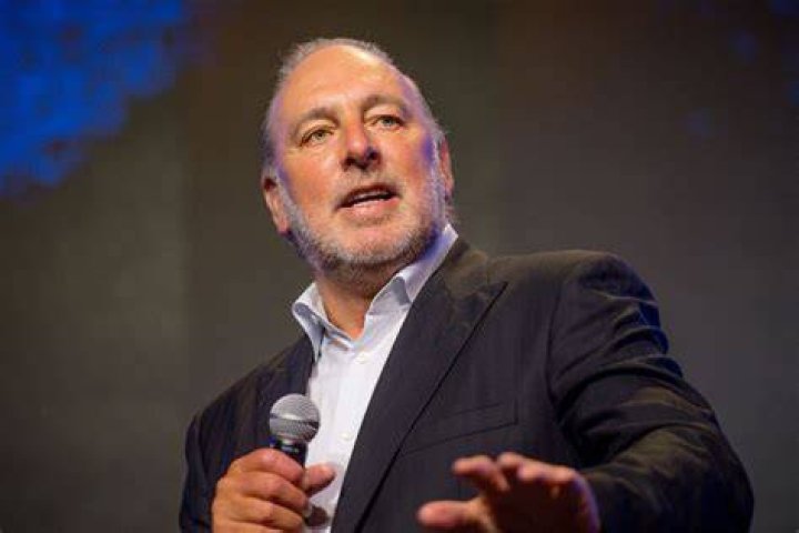 Brian Houston Net Worth: Exploring the Wealth of a Global Christian Leader