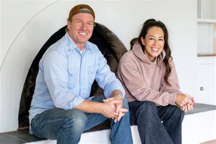 Chip and Joanna Gaines: The Inspiring Journey of a Power Couple Redefining Home and Family