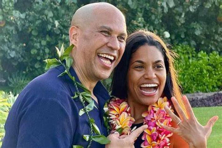 Cory Booker: Relationship Status & More - What You Need to Know!