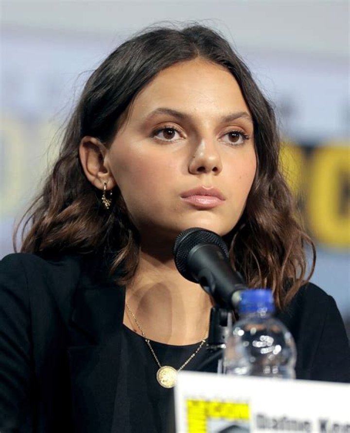 Dafne Keen Pics & More: See What's Trending Now!