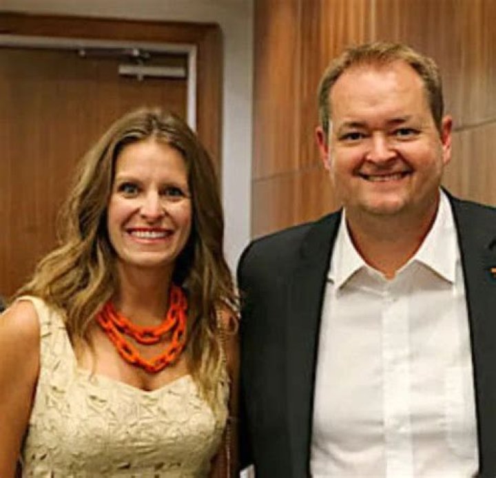 Does Josh Heupel Have a Wife? Exploring the Personal Life of the Prominent Coach
