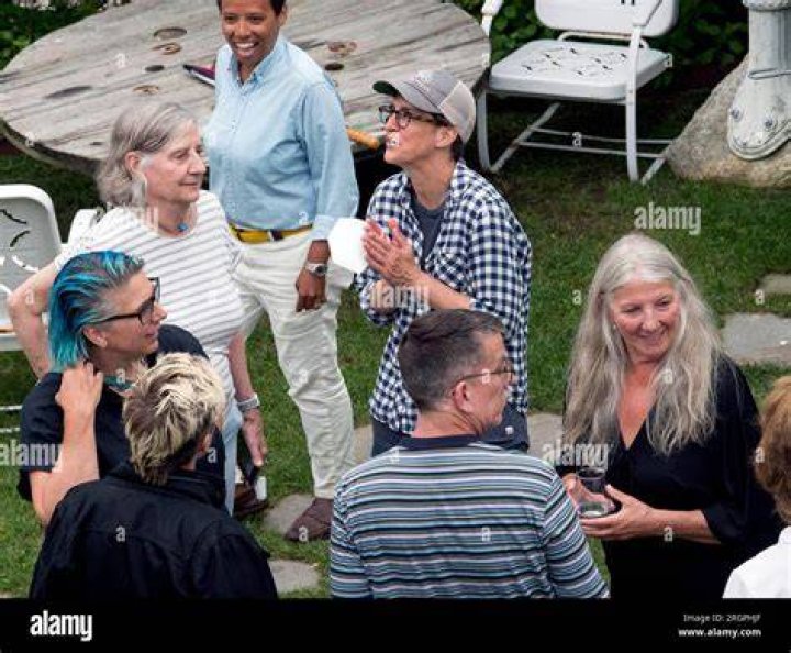 Does Rachel Maddow Have a Child? Unveiling Her Personal Life