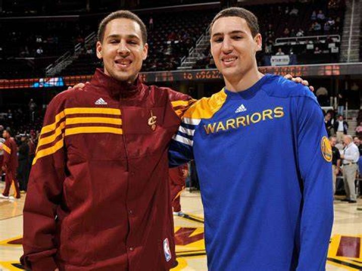 Elijah Thompson: The Rising Star and Klay Thompson's Brother Taking the Basketball World by Storm