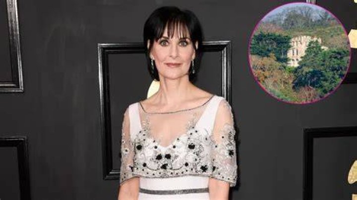 Enya's Life & Love: From Partner Gareth to Her Castle Life