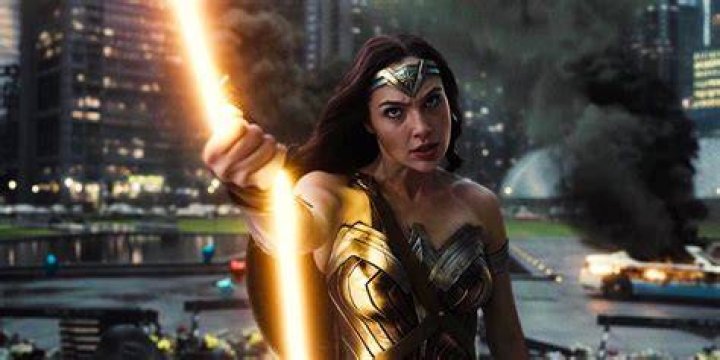 Gal Gadot Nude: The Truth Behind the Headlines and Why It Matters
