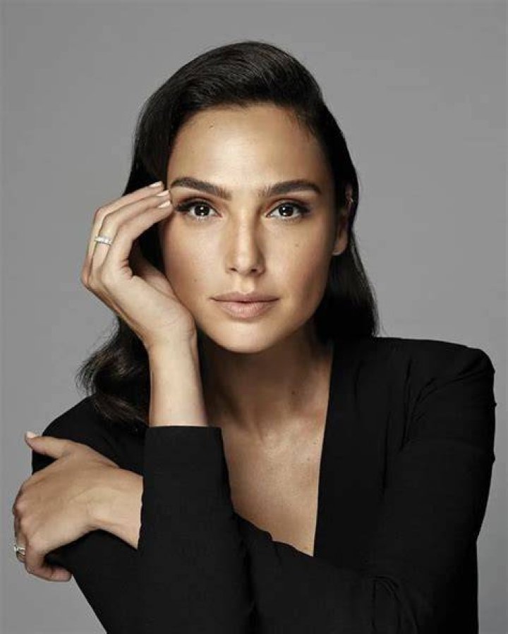 Gal Gadot Nudes: A Deep Dive Into the Controversy, Facts, and Myths