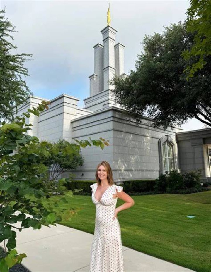 Holly Jane Johnston: The Rising Star in the Spotlight