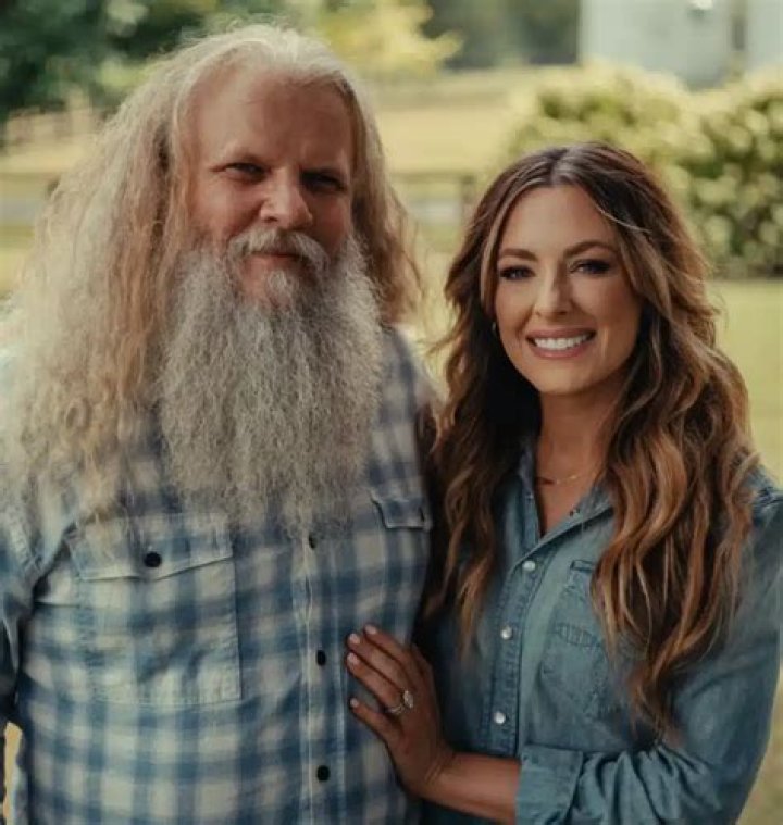 Jamey Johnson's Wife: All About His Past & Current Status