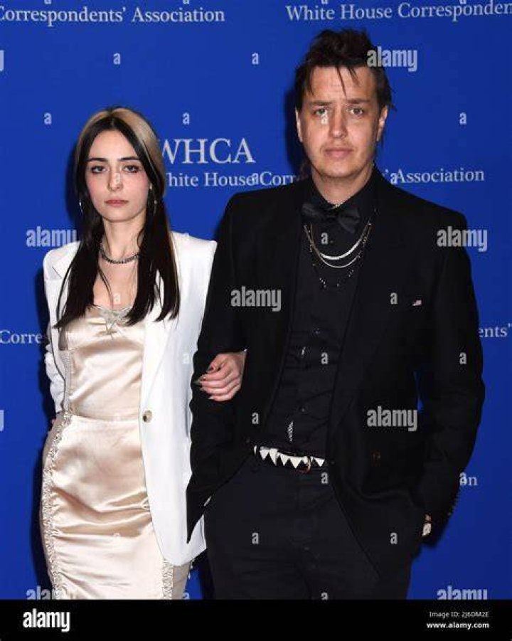 Julian Casablancas Girlfriend: The Untold Story Behind His Love Life