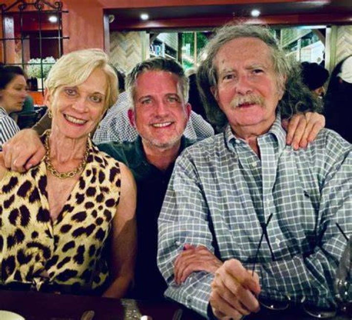 Kari Simmons: Everything You Need to Know About Bill Simmons' Wife