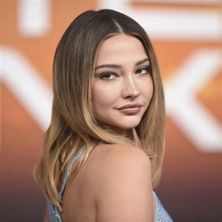 Madelyn Cline Gyatt: The Rising Star in Hollywood's Spotlight