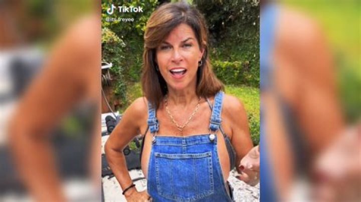 Mary Burke: Hot Tub Fails & Farm Fun! Get the Full Story