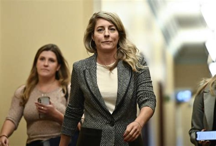 Melanie Joly's Spouse, Husband, Marriage, and Family Life Explained