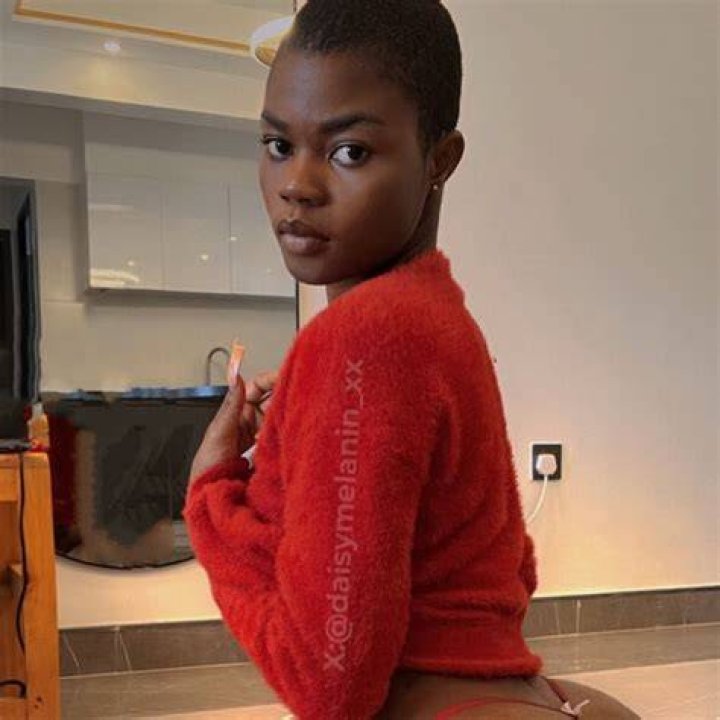 Melanine Daisy: The Rising Star in the World of Beauty and Beyond