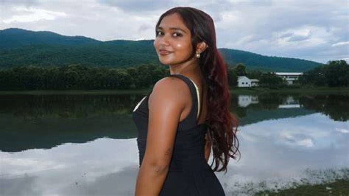 Mia Z: Real Name, Age & Career Unveiled - [Complete Guide]