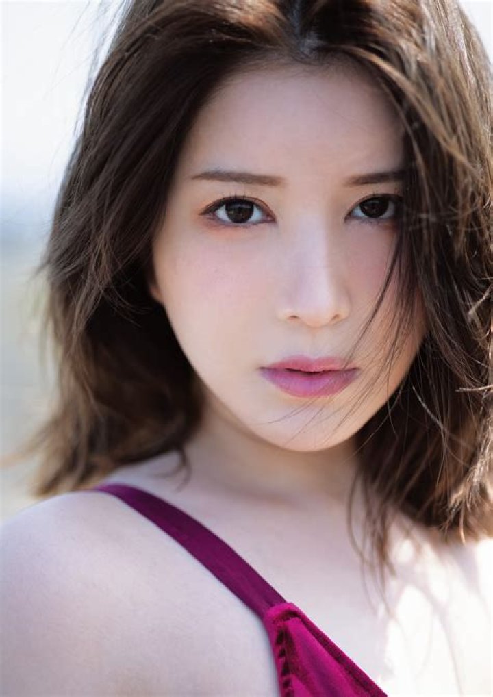 Nagi Hikaru: Rising Star in Japanese Entertainment & More