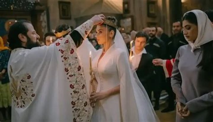 Nitsa Tavadze: The Rising Star Redefining Georgian Fashion
