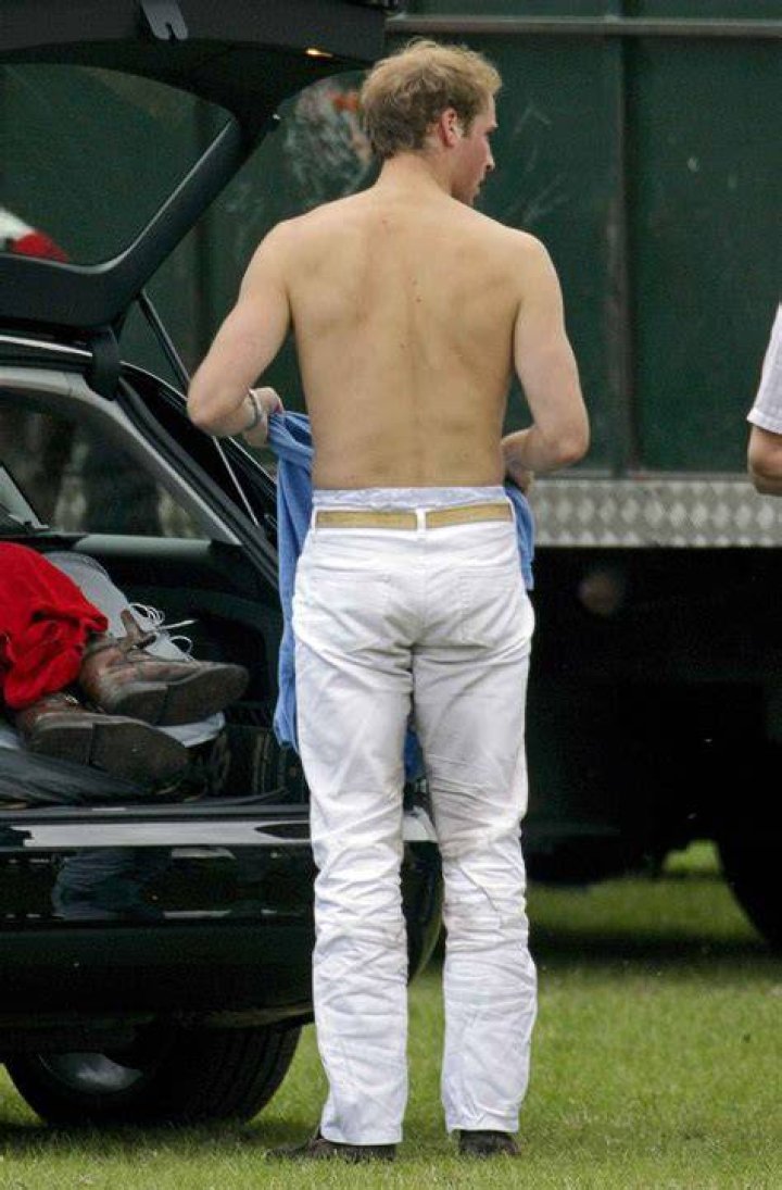 Prince William Shirtless: A Royal Moment That Captured the World's Attention