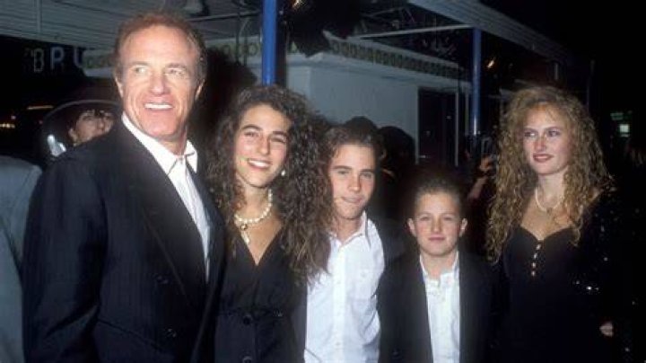 Tara Caan: The Private Life of James Caan's Daughter